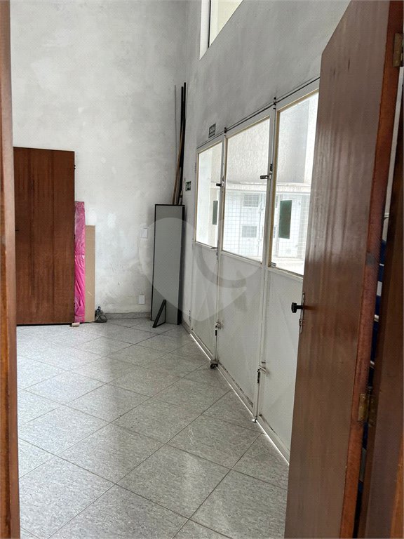 Prédio à venda com 7 quartos no Centro, Votorantim, SP
