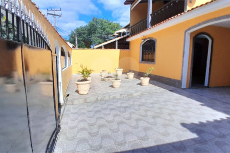Casa à venda com 3 quartos, sendo 1 suíte, em Campo Grande, Rio de Janeiro, RJ