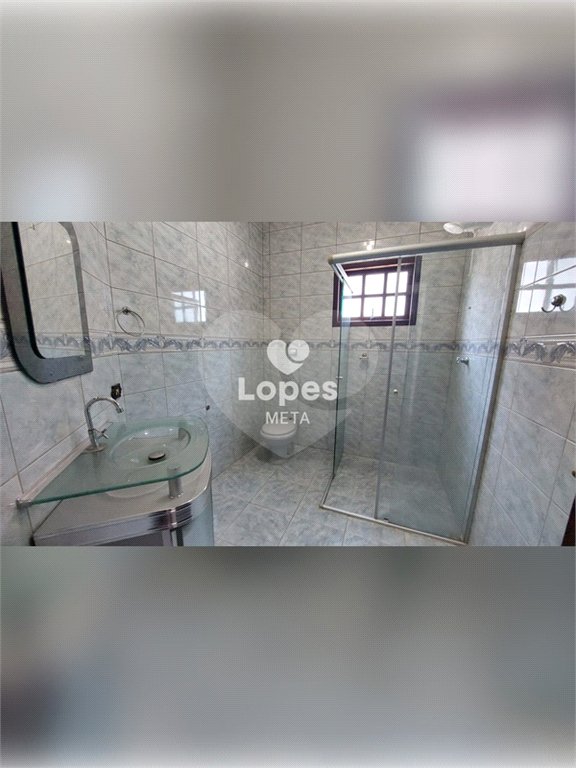 Casa à venda com 3 quartos, sendo 1 suíte, no condomínio Eldourado, São José dos Campos - SP