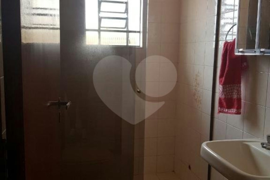 Sobrado à venda com 3 quartos, sendo 1 suíte,  em Parada Inglesa, São Paulo, SP