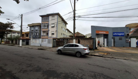 Terreno à venda, 450 m² por R$ 1.800.000,00 - Ponta da Praia - Santos/SP