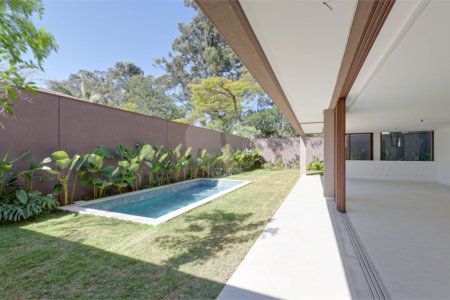 Casa à venda com 4 suítes no condomínio Casa Flora Badra, São Paulo - SP