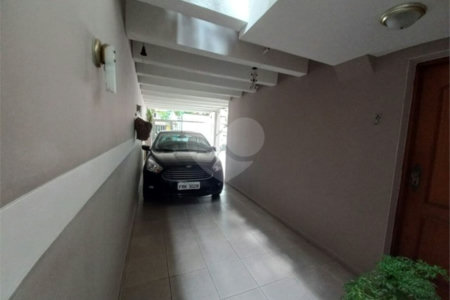 Sobrado à venda com 3 quartos em Jardim Trussardi, São Paulo, SP