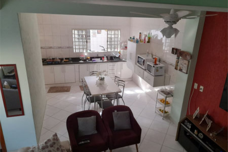 Sobrado à venda com 3 quartos, sendo 1 suíte, no Centro, Indaiatuba, SP