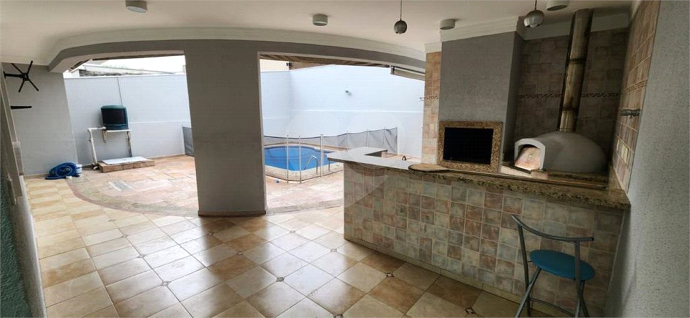 Casa à venda com 4 suítes no condomínio Aldeia da Mata, Votorantim - SP