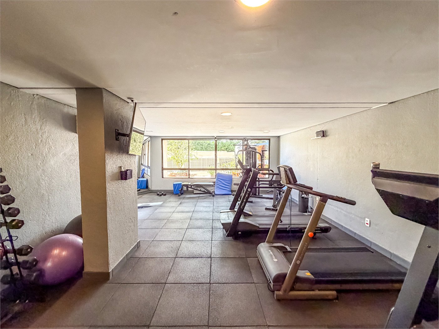 Apartamento à venda com 3 quartos, sendo 1 suíte, em Vila Mariana, São Paulo, SP