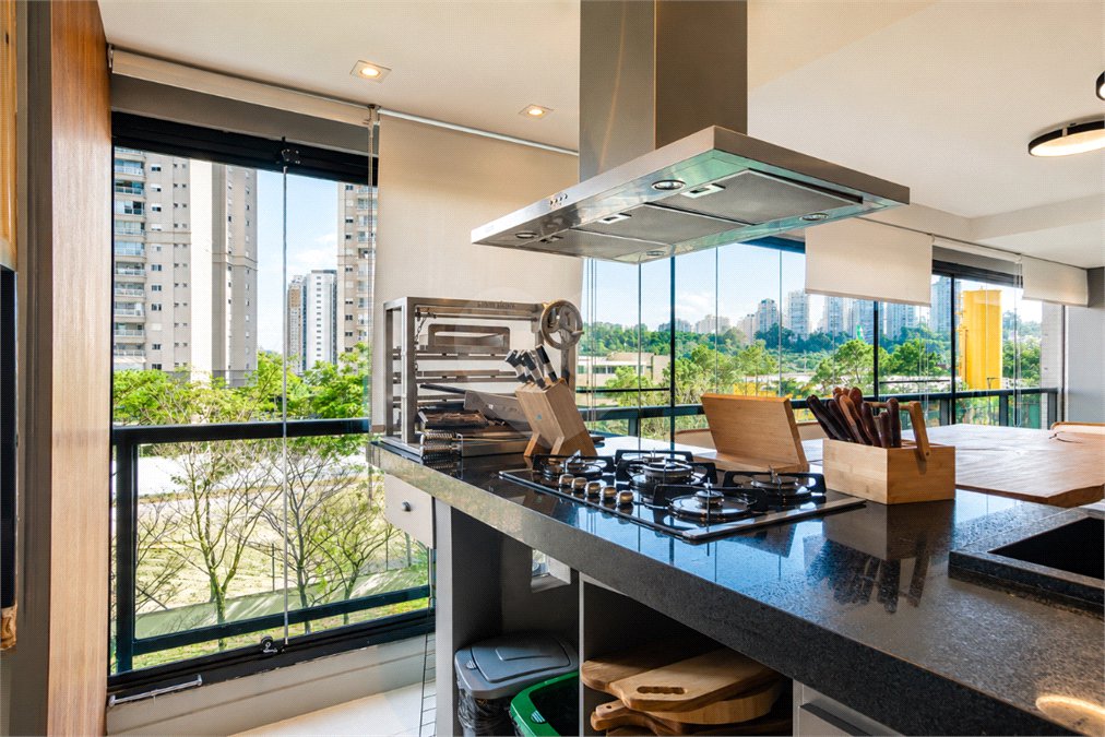 Apartamento à venda com 3 suítes em Granja Julieta, São Paulo, SP