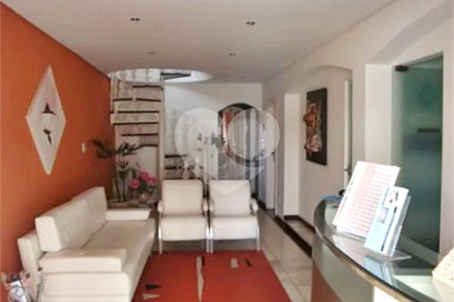 Sobrado à venda com 4 quartos em Santana, São Paulo, SP