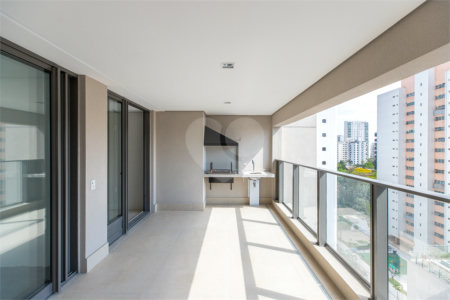 Apartamento à venda com 4 suítes em Campo Belo, São Paulo, SP