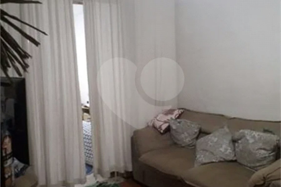 Sobrado à venda com 4 quartos, sendo 2 suítes, em Tremembé, São Paulo, SP