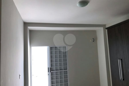 Sobrado à venda com 3 quartos, sendo 1 suíte,  em Jardim Chapadão, Campinas, SP