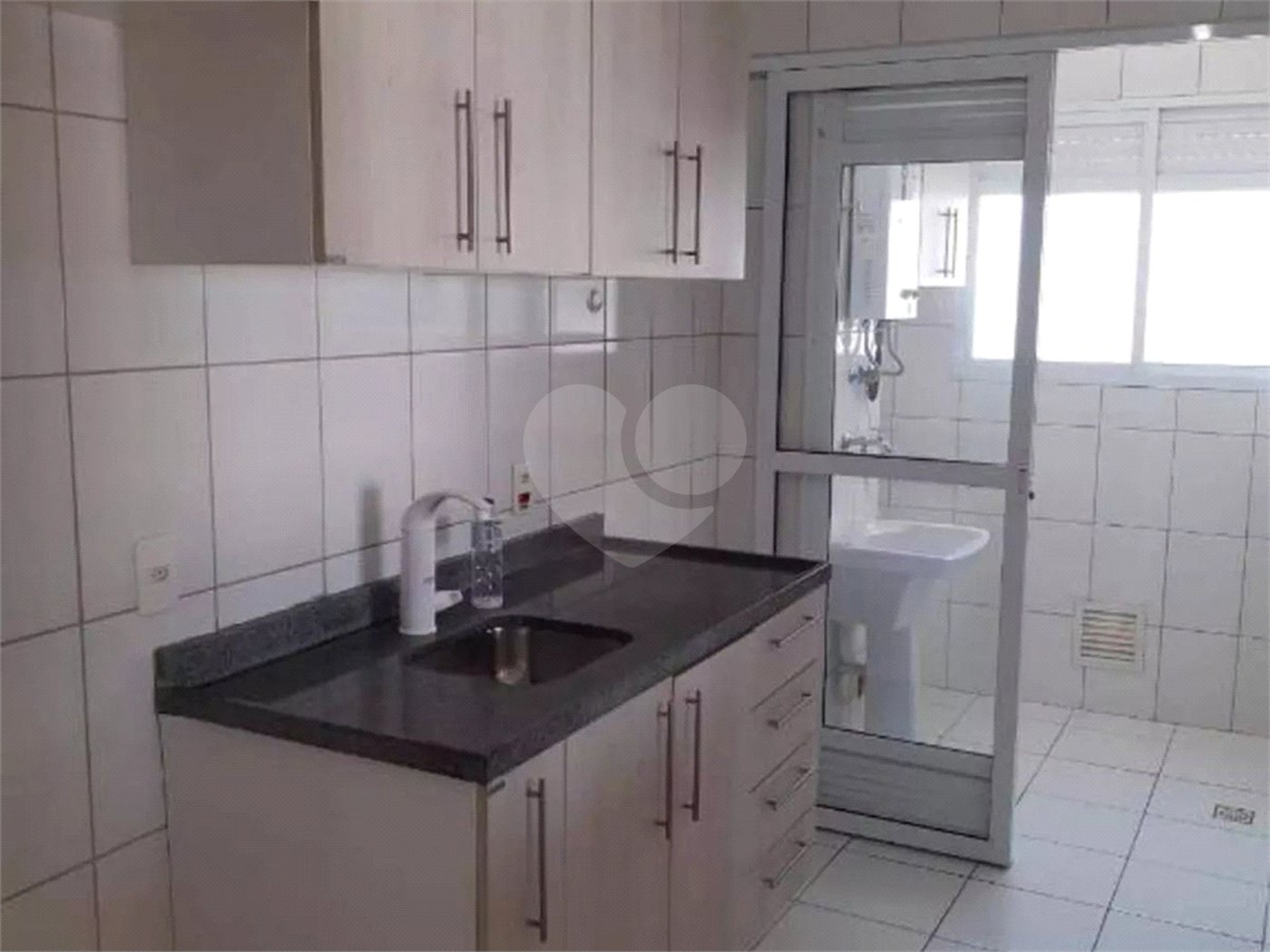 Apartamento à venda com 2 quartos, sendo 1 suíte, em Jardim Maria José, Votorantim, SP