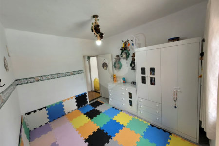 Chácara à venda com 3 quartos, sendo 1 suíte,  em Jardim Imperial, Atibaia, SP