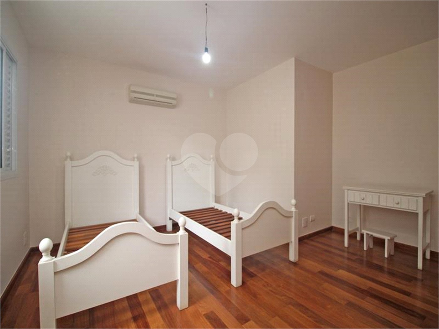 Casa à venda com 3 suítes no condomínio Brooklin Hills, São Paulo - SP