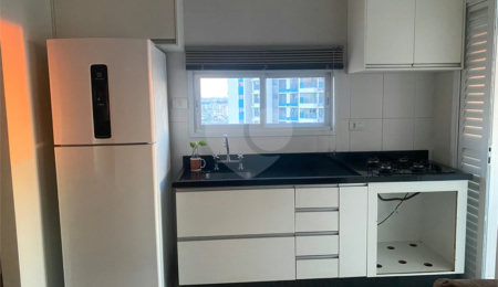 Apartamento à venda com 2 quartos, sendo 1 suíte,  em Chácara Seis de Outubro, São Paulo, SP