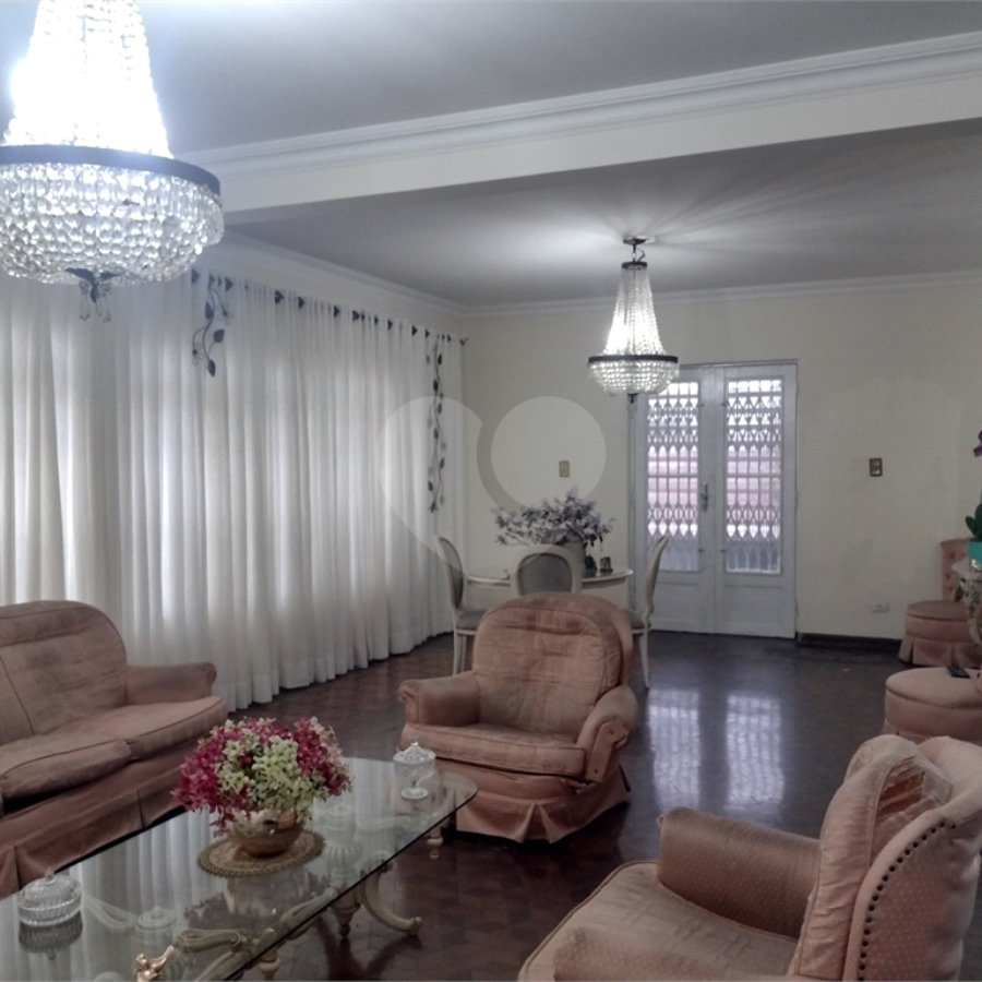 Sobrado à venda com 4 quartos, sendo 1 suíte, em Vila Medeiros, São Paulo, SP