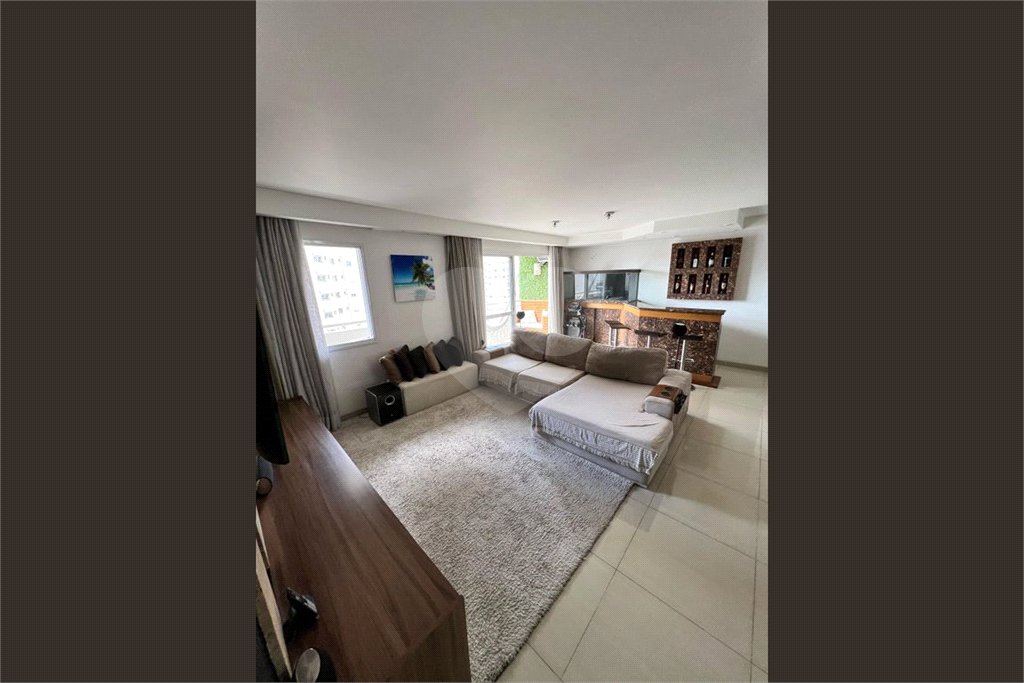 Apartamento à venda com 2 quartos, sendo 1 suíte, em Água Branca, São Paulo, SP