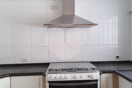 Sobrado à venda com 3 quartos, sendo 1 suíte,  em Jardim Bonfiglioli, São Paulo, SP