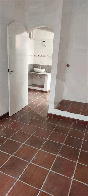 Sobrado à venda com 3 quartos, sendo 2 suítes, em Vila Paulicéia, São Paulo, SP