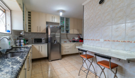 Casa à venda com 3 quartos, sendo 1 suíte,  em Santo Amaro, São Paulo, SP