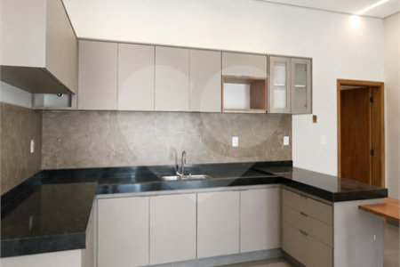 Casa à venda com 3 quartos, sendo 1 suíte, em Jardim Santa Cecília, Ribeirão Preto, SP