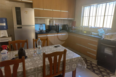 Casa Térrea à venda com 1 quarto em Jardim Peri, São Paulo, SP