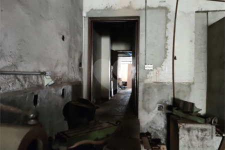 Casa à venda com 4 quartos em Vila Anastácio, São Paulo, SP
