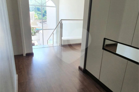 Casa à venda com 5 quartos, sendo 4 suítes, no condomínio Sol Vinhedo, Vinhedo - SP