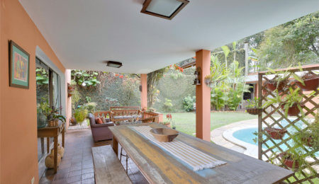Casa à venda com 4 quartos, sendo 3 suítes,  em Jardim Marajoara, São Paulo, SP