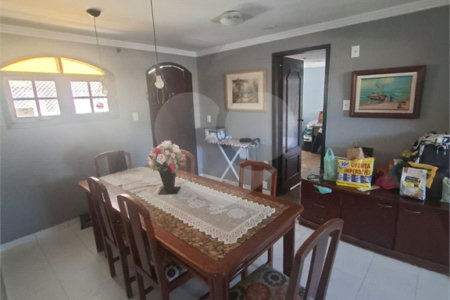 Casa à venda com 5 quartos, sendo 4 suítes, em Campo Grande, Rio de Janeiro, RJ