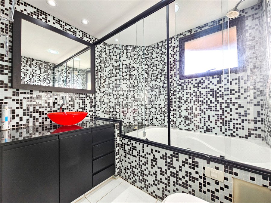 Apartamento à venda com 4 suítes em Vila Mascote, São Paulo, SP