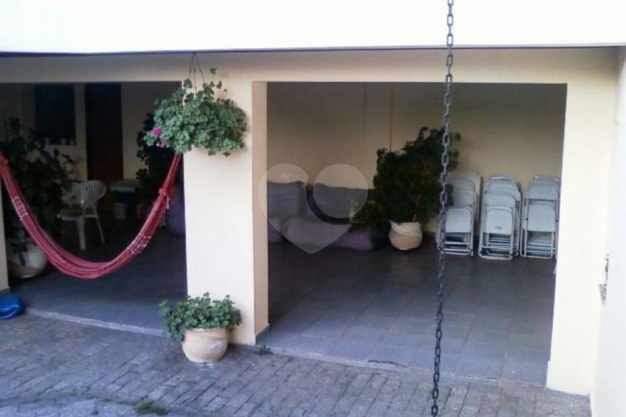 Sobrado à venda com 4 quartos, sendo 2 suítes, em Jardim Virginia Bianca, São Paulo, SP