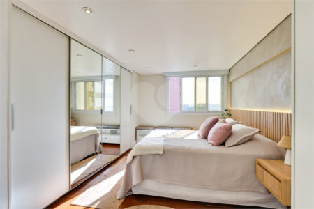 Apartamento à venda com 3 quartos, sendo 2 suítes,  em Alto da Boa Vista, São Paulo, SP