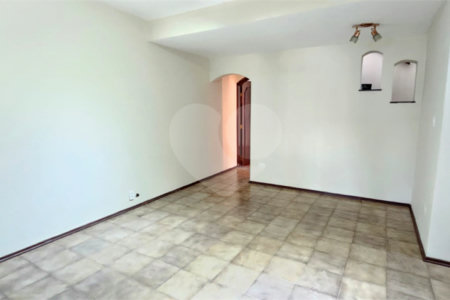 Sobrado à venda com 3 quartos, sendo 1 suíte,  em Jardim Humaitá, São Paulo, SP