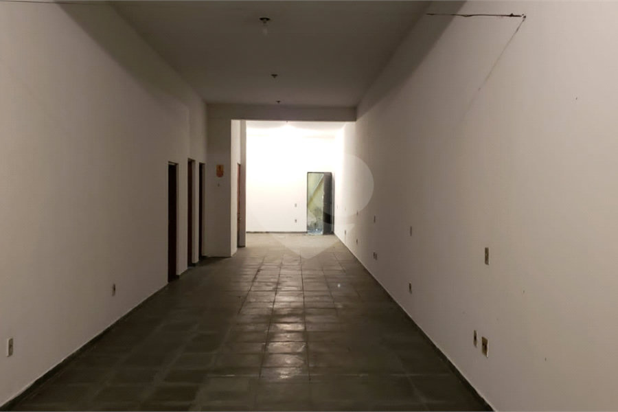 Prédio à venda com 2 quartos, sendo 1 suíte, em Jardim Brasil (zona Norte), São Paulo, SP