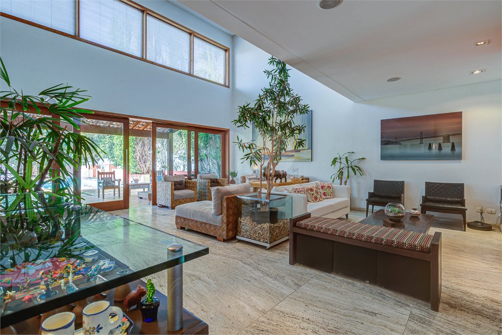 Casa de Vila à venda com 4 suítes em Jardim Hípico, São Paulo, SP