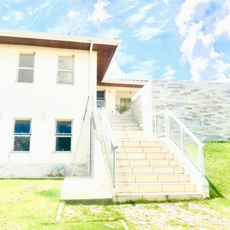 Casa à venda com 3 quartos, sendo 1 suíte, no condomínio Residencial Patrimônio do Carmo, São Roque - SP