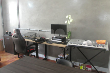 APARTAMENTO TODO REFORMADO!! 1 dormitório. Bairro da Bela Vista. Área Útil: 36 m².