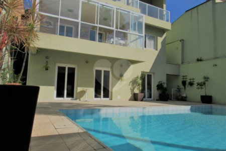 Casa à venda com 4 suítes em Alto da Boa Vista, São Paulo, SP