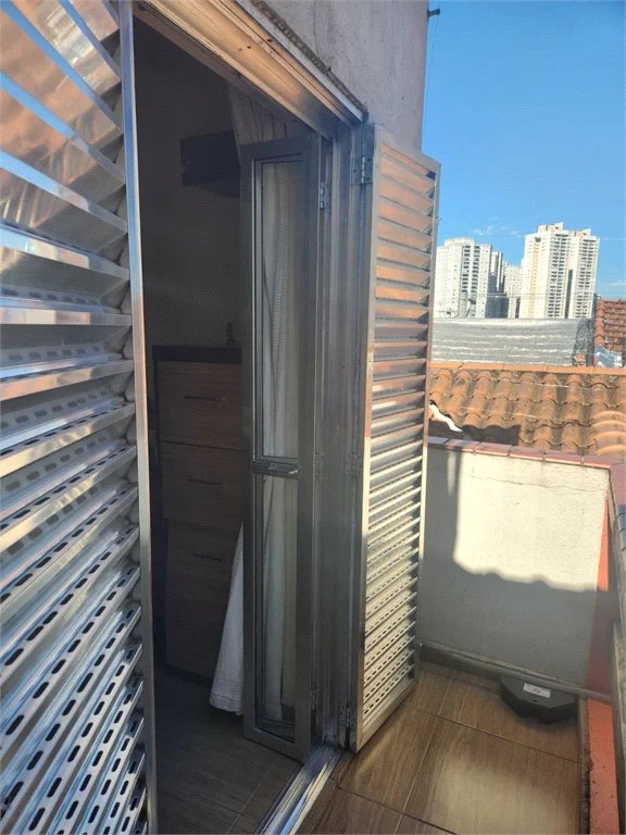 Sobrado à venda com 4 quartos, sendo 1 suíte, em Água Branca, São Paulo, SP