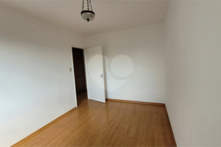 Apartamento à venda com 2 quartos em Santo Amaro, São Paulo, SP