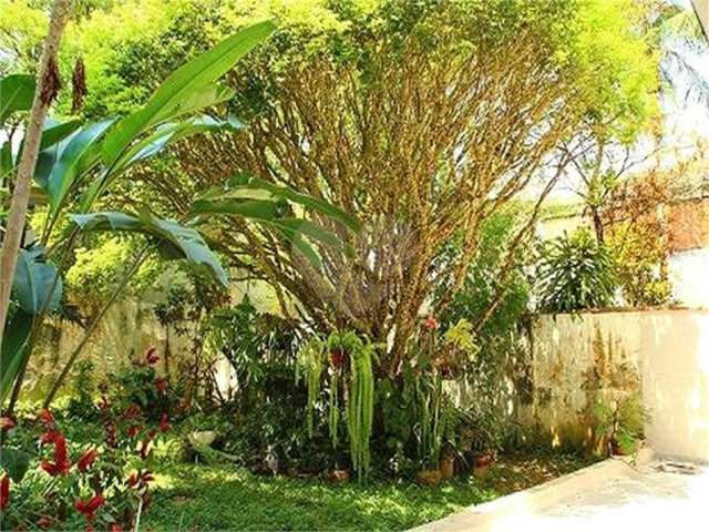Sobrado à venda com 3 quartos, sendo 2 suítes,  em Tremembé, São Paulo, SP