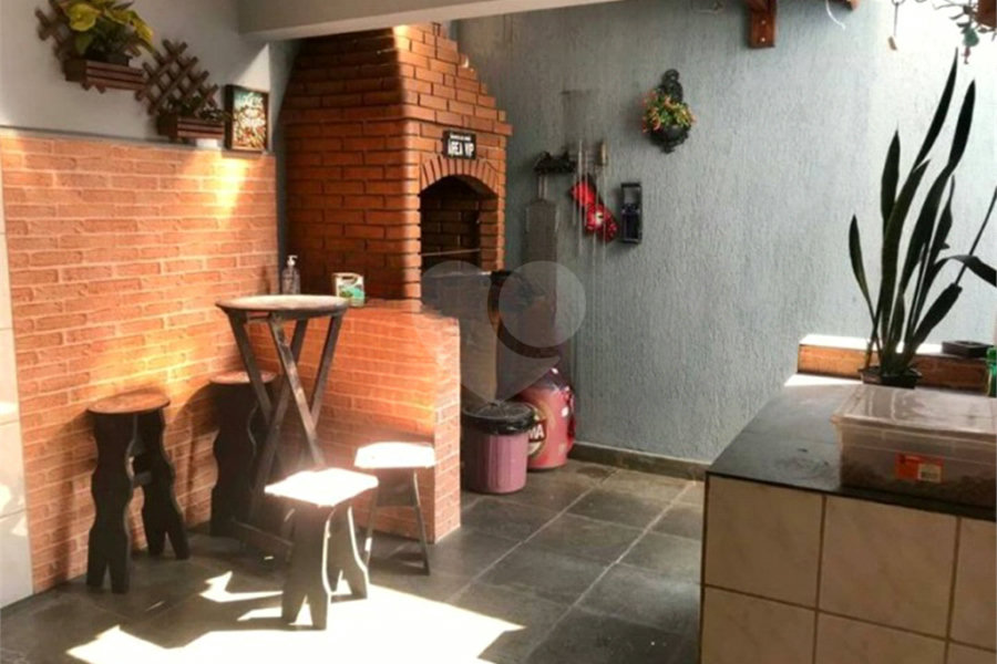 Sobrado à venda com 3 quartos, sendo 1 suíte, em Vila Guilherme, São Paulo, SP