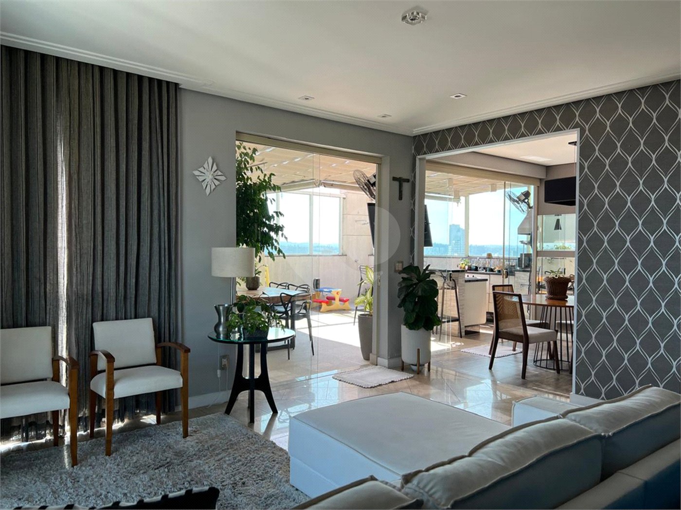 Apartamento à venda com 4 suítes em Jardim Ana Maria, Jundiaí, SP