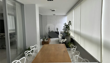 Apartamento à venda ou para alugar com 2 suítes em Água Branca, São Paulo, SP