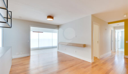 Apartamento à venda com 3 quartos, sendo 2 suítes,  em Santo Amaro, São Paulo, SP
