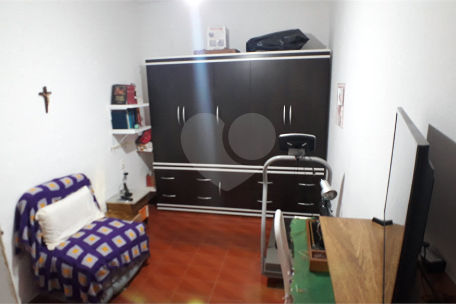 Casa Térrea à venda com 5 quartos, sendo 2 suítes,  em Parada Inglesa, São Paulo, SP