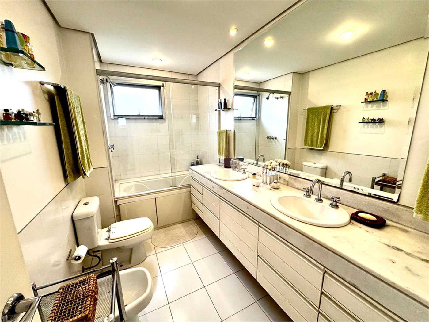 Apartamento à venda com 2 suítes em Parque do Morumbi, São Paulo, SP