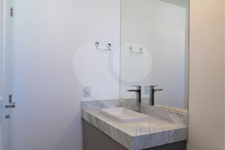 Apartamento à venda com 3 suítes em Jardim Faculdade, Sorocaba, SP