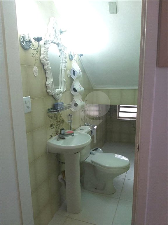 Casa à venda com 4 quartos, sendo 3 suítes, no condomínio São Joaquim, Vinhedo - SP
